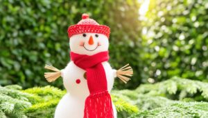 緑の背景で撮影された雪だるま