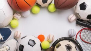 スポーツ用品が並ぶ白い背景のレイアウト