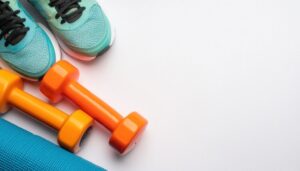 ミニマルなフィットネスアイテムのフラットレイ