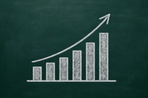 黒板に描かれたバーチャート