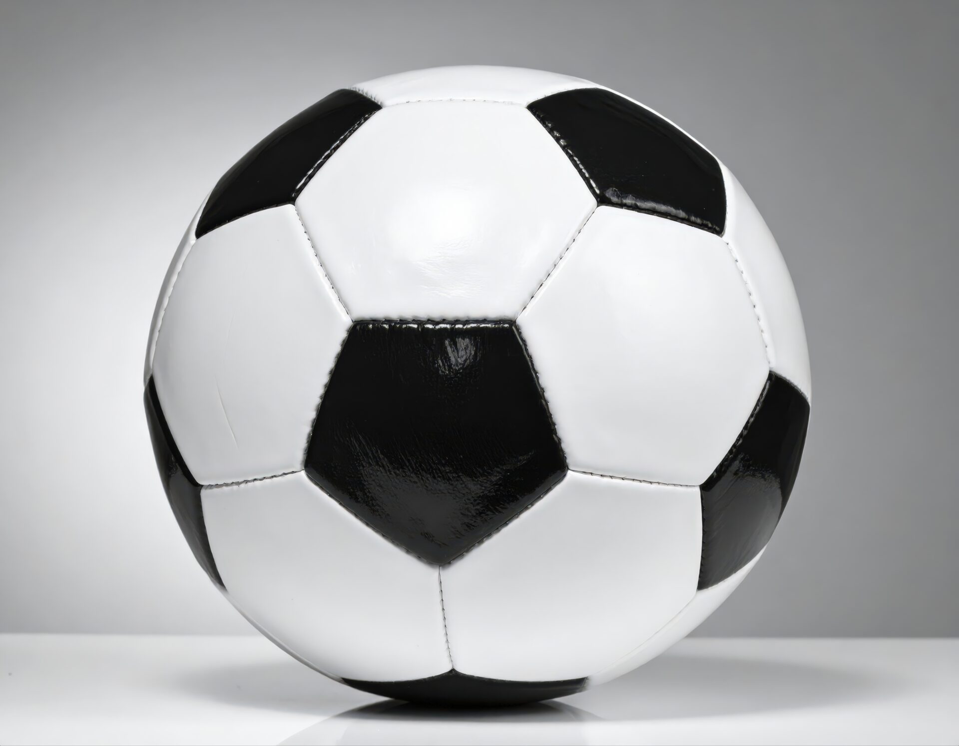 スタジオ背景のサッカーボール