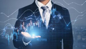 手のひらでデータを可視化するビジネスパーソン