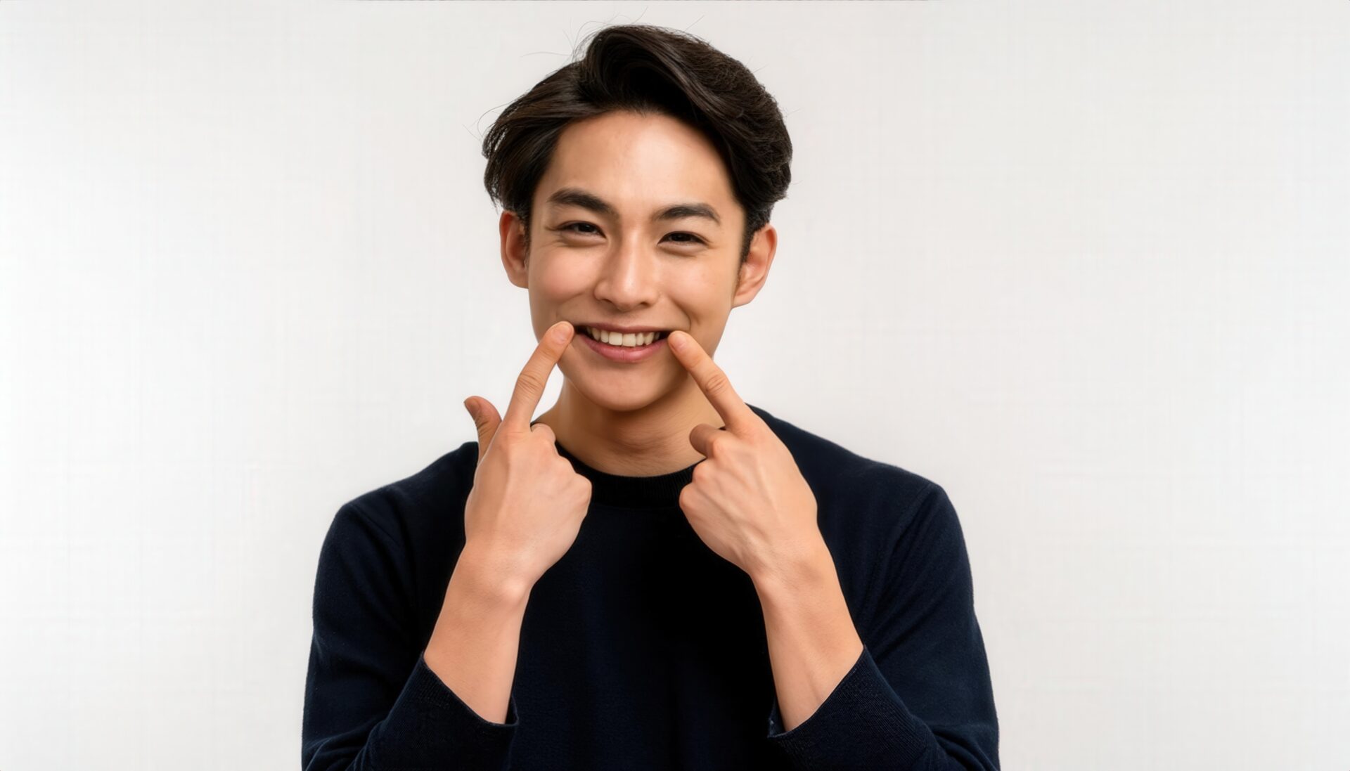 歯の健康を示す日本人男性