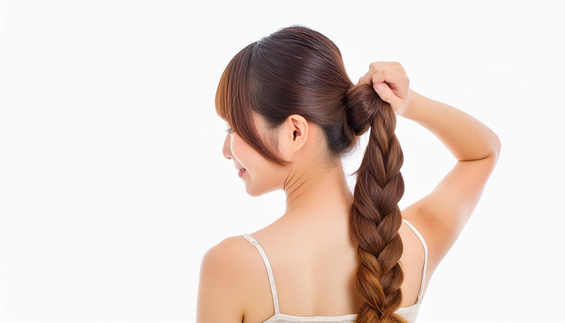 三つ編みの女性