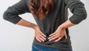 腰痛を訴える女性6