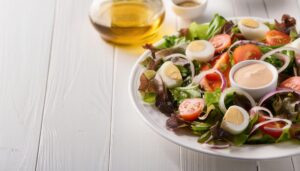 サラダとゆで卵