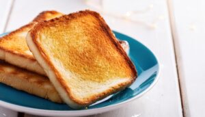 焼きたてトースト（青皿）