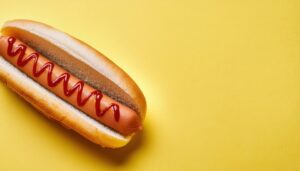 ケチャップがけホットドッグ