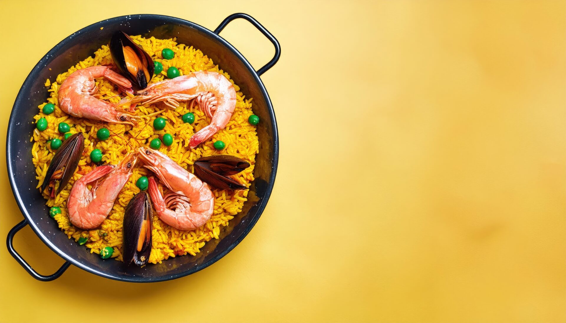 パエリアの盛り付け