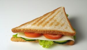 野菜たっぷりトーストサンド