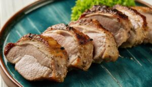 焼き目が香ばしい豚肉スライス