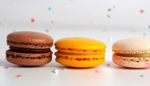 クローズアップの3つのマカロン