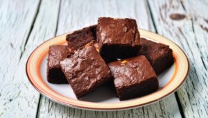 カラフル皿のブラウニー