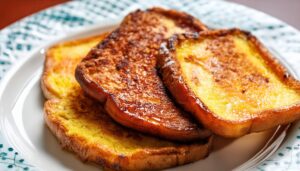 粉砂糖のフレンチトースト