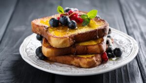 フルーツたっぷりフレンチトースト
