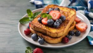 フルーツたっぷりフレンチトースト