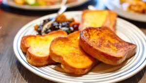 フレンチトーストとコンポート