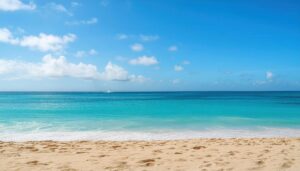 白い砂浜と青い空