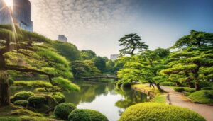 池と橋のある日本庭園