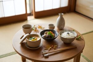 和室の膳に並ぶ茶碗蒸し