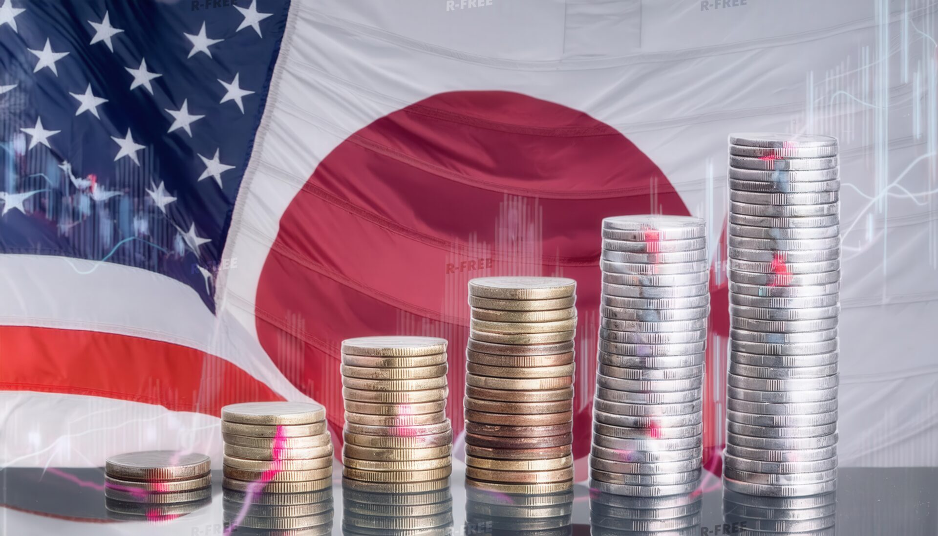日米国旗を背景に積み上がるコインのイメージ