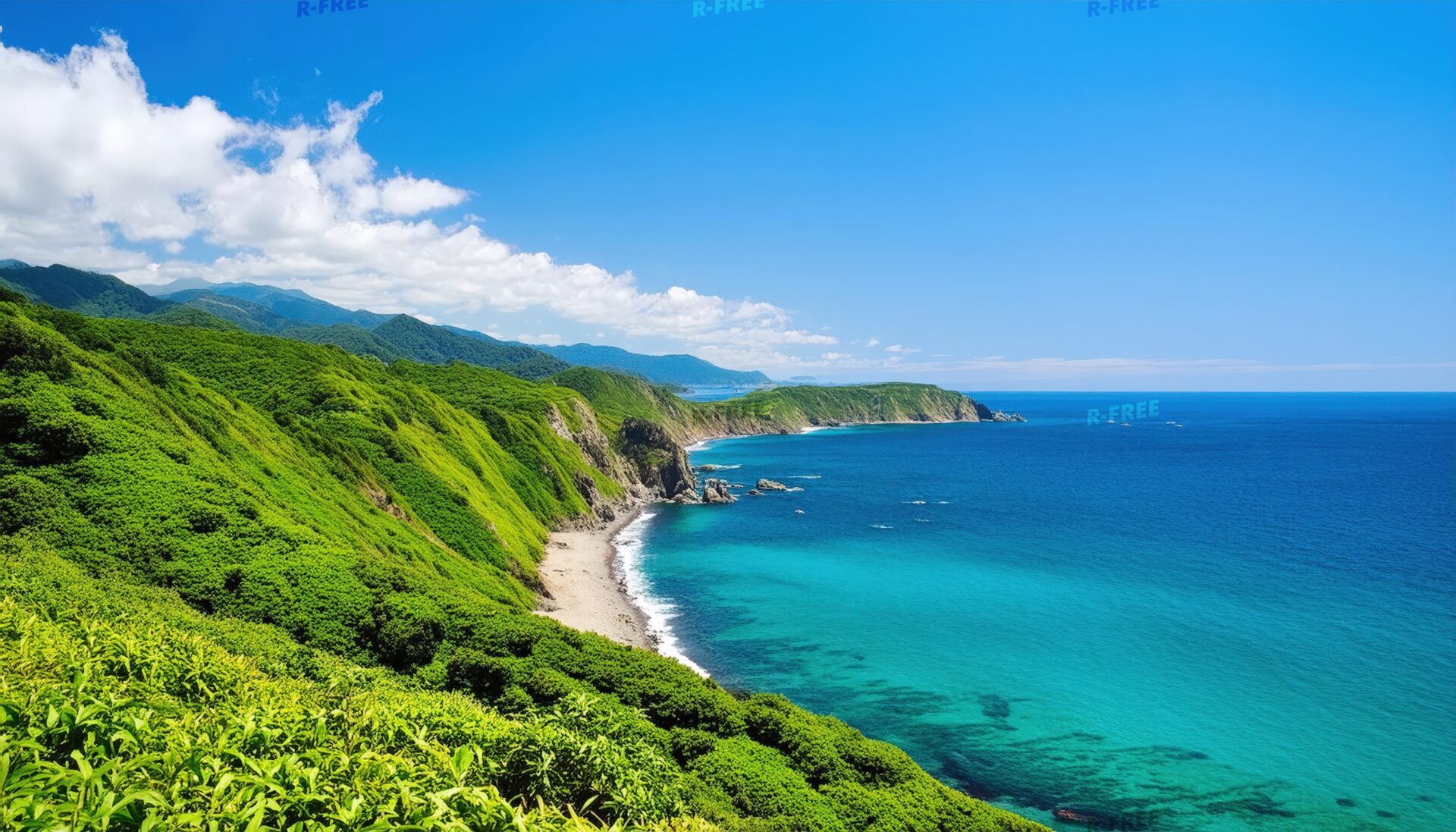 緑の崖と青い海