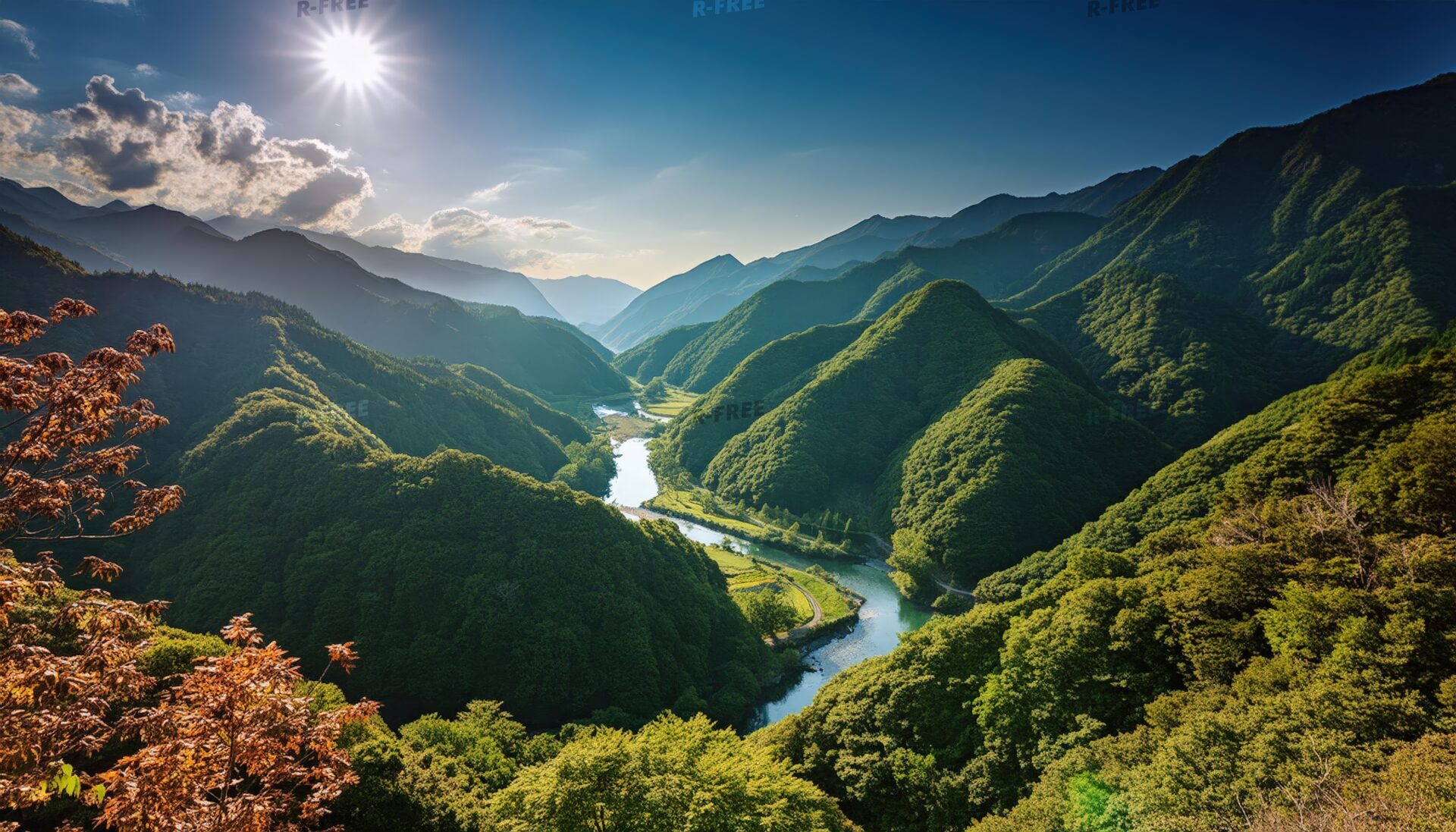 山間を流れる川と緑の渓谷