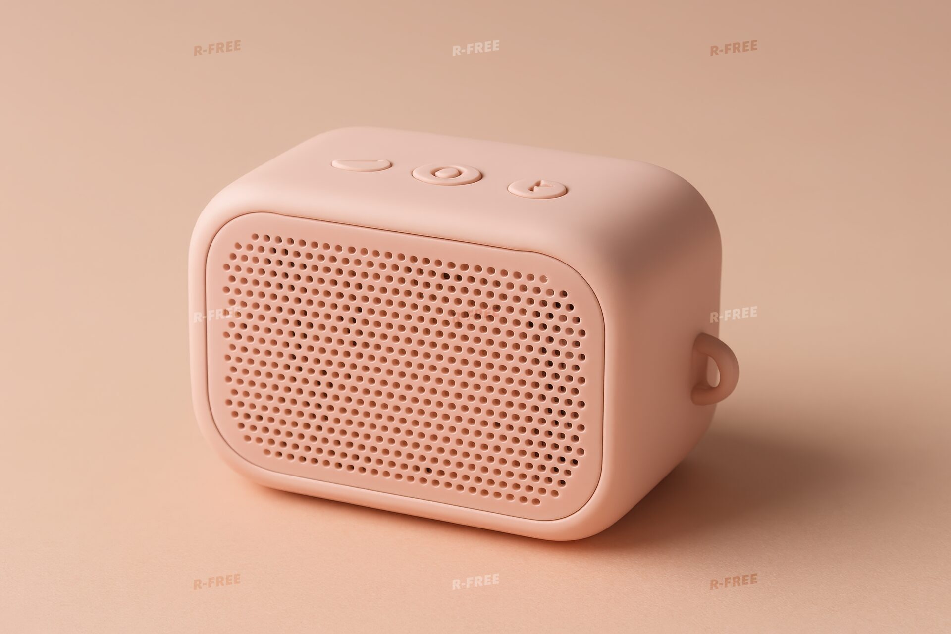 ピンクのBluetoothスピーカー（斜め）
