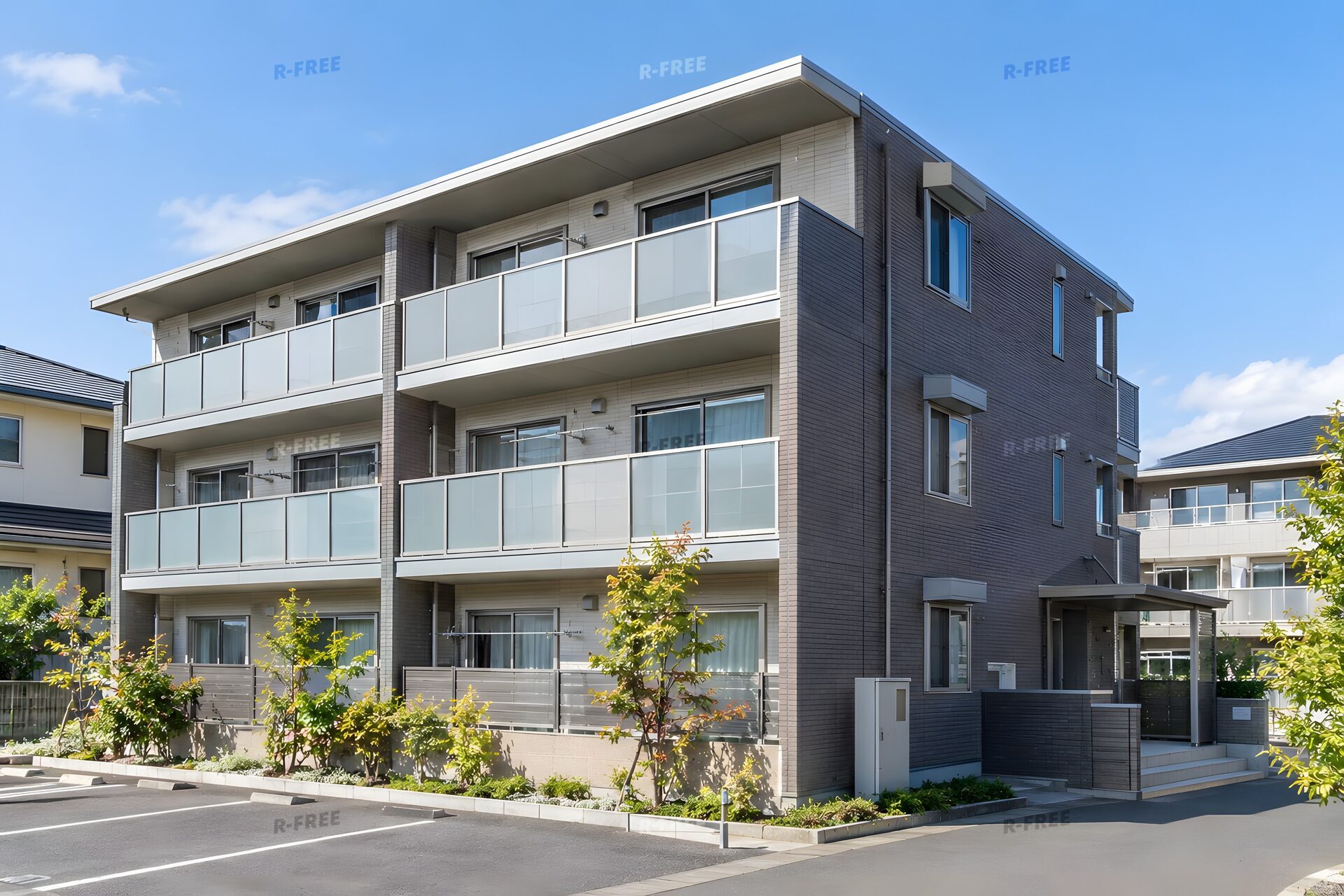 新しい賃貸マンションの外観