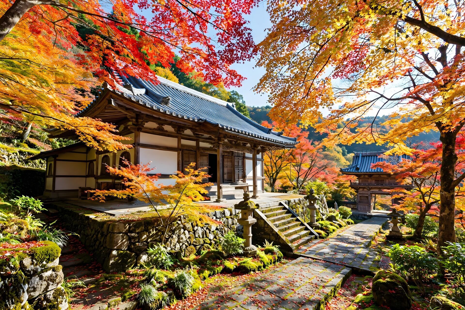 紅葉に囲まれた山寺