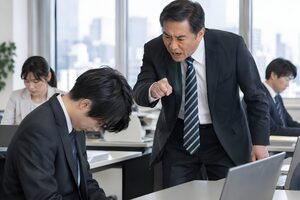 部下を叱責する上司（パワハラ）