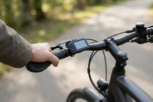 電動アシスト自転車のハンドルと表示部
